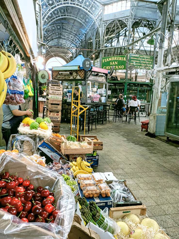 https://amazeddotblog.files.wordpress.com/2020/09/buenos-aires-mercado-san-telmo-cerises-photo-fc.jpg?w=484