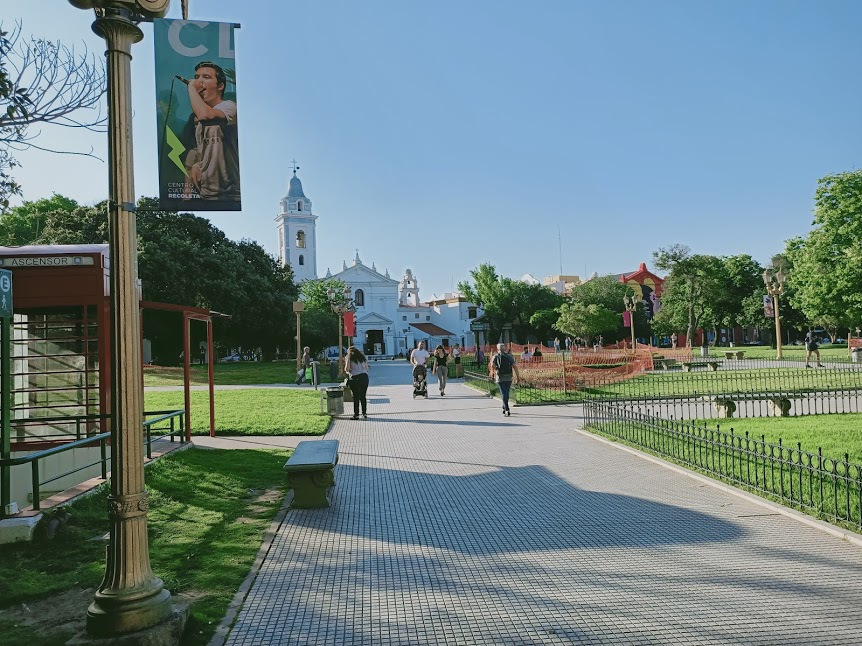 https://amazeddotblog.files.wordpress.com/2020/09/buenos-aires-recoleta-claustros-historicos-basilica-del-pilar-photo-fc.jpg?w=862