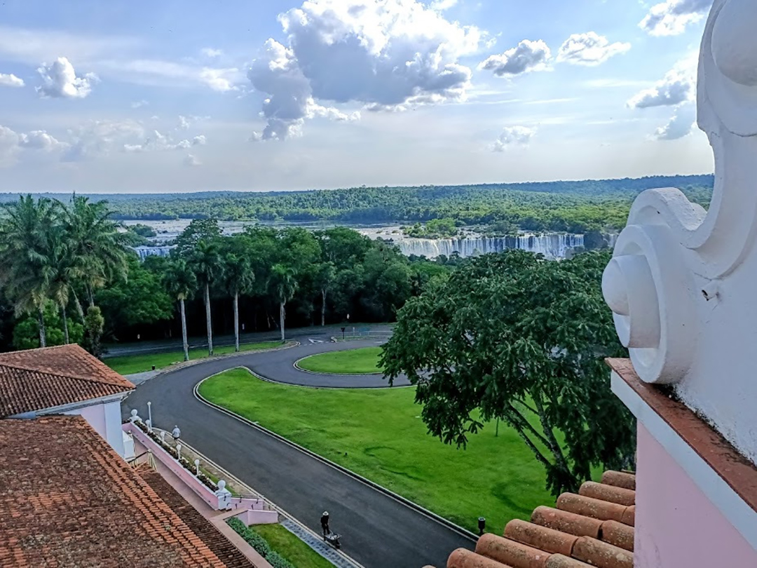 https://amazeddotblog.files.wordpress.com/2020/09/brazil-iguazu-belmond-hotel-das-cataratas-photo-fc.jpg?w=927